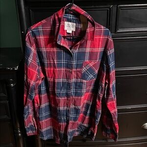 Field & Stream Red and Navy Plaid Button-Down Shirt